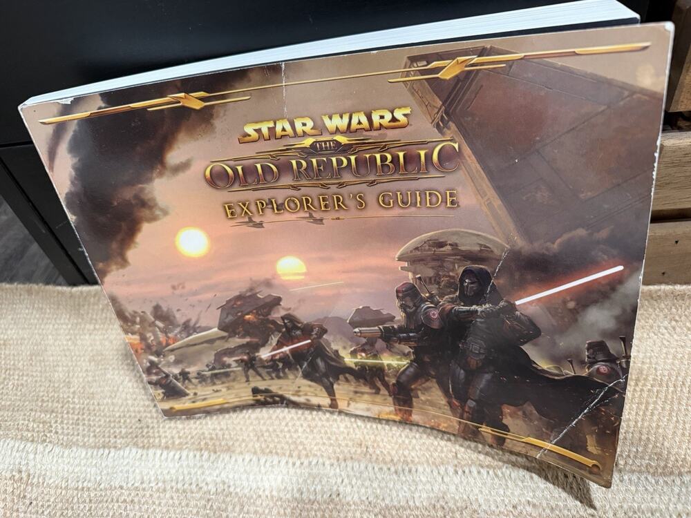 Star Wars The Old Republic Explorer’s Guide Paperback SWTOR Art Book